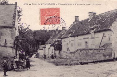 Entrée du Mont Saint-Mard Vieux-Moulin